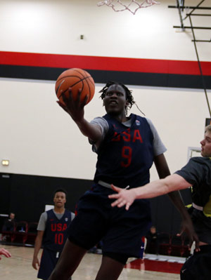 Nike Hoop Summit: R.J. Barrett getting his kicks with the World